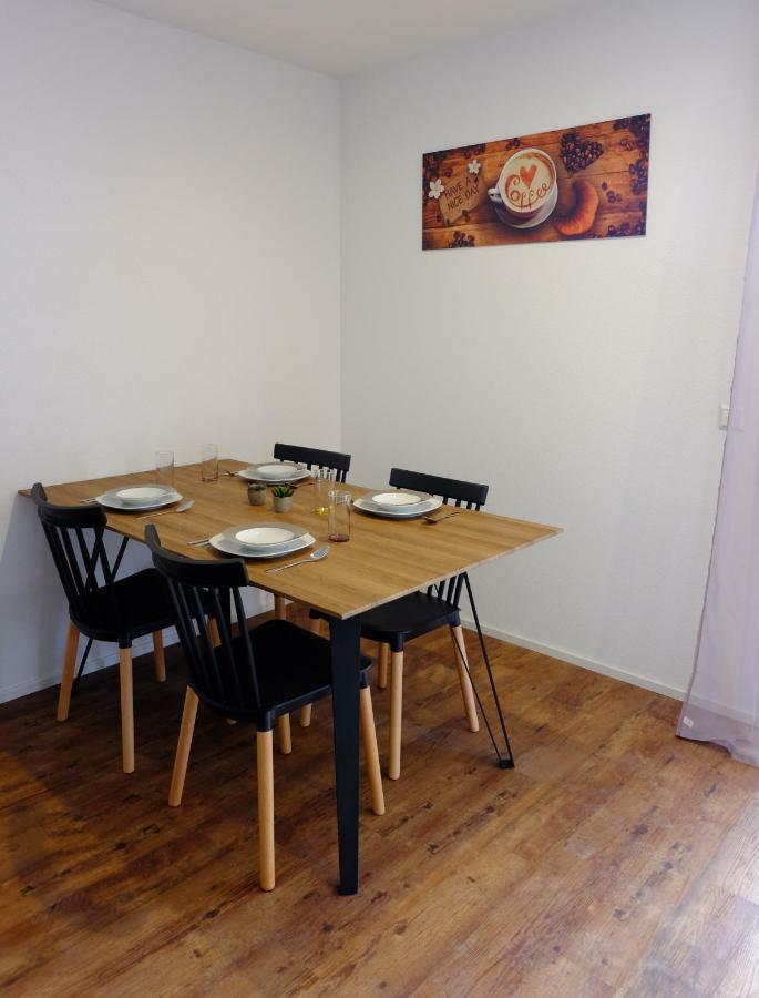Sweet Park Appartements Rheinhausen Luaran gambar