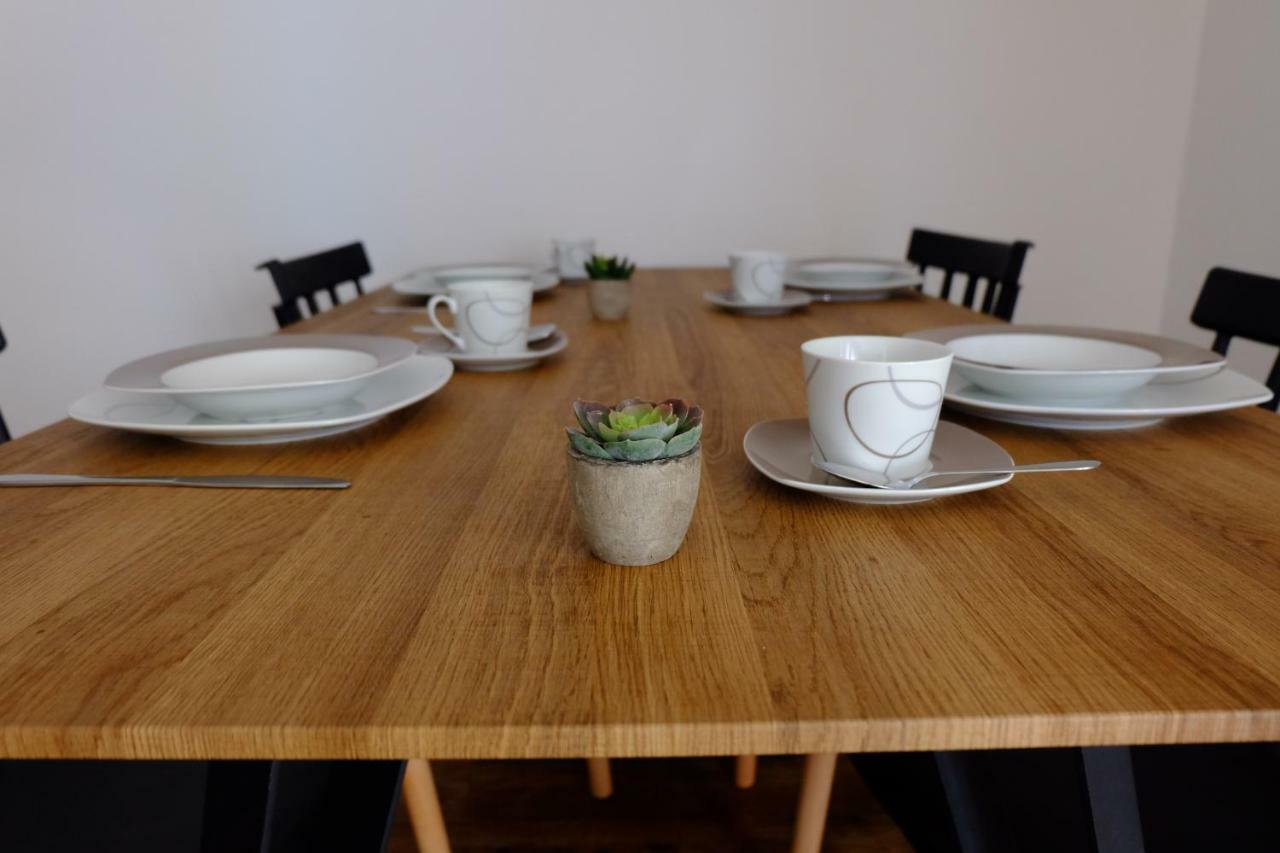 Sweet Park Appartements Rheinhausen Luaran gambar